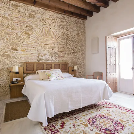 Casa De Cuatro Torres קדיז