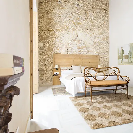 Casa De Cuatro Torres Hotell 2*