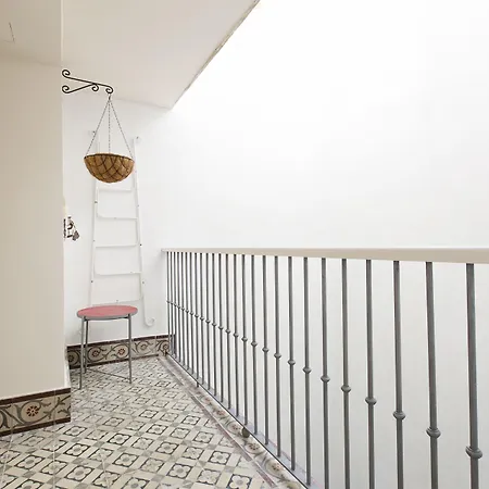 מלון Casa De Cuatro Torres 2*