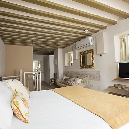 Casa De Cuatro Torres Hotel 2*