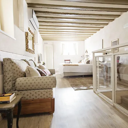 Casa De Cuatro Torres Hotel