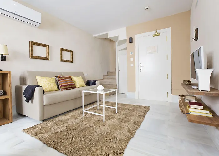 Casa De Cuatro Torres 2*