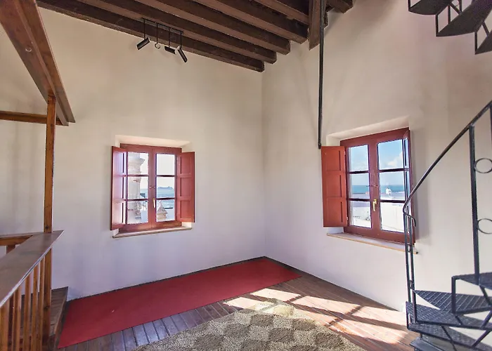 Casa De Cuatro Torres 酒店 2*