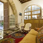 Casa De Cuatro Torres Hotel