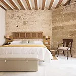 Casa De Cuatro Torres Hotel